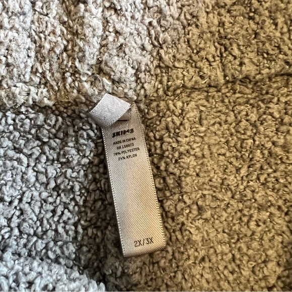 Skims Shorts Women's 2X 3X Gray Smoke Cozy Knit Sherpa High Rise Lounge Pull On - Picture 3 of 4